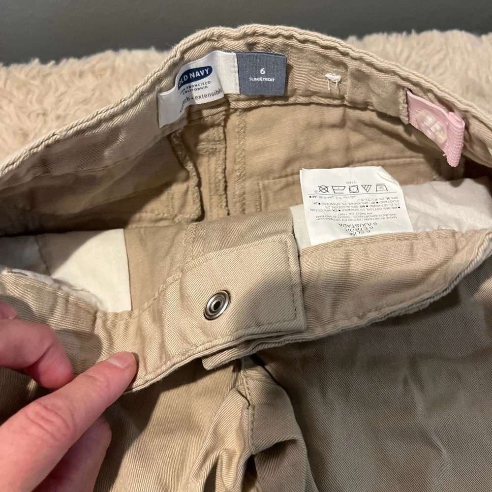 🔆‎ Bundle items 6 for $30 Old Navy girls light khaki flare pants